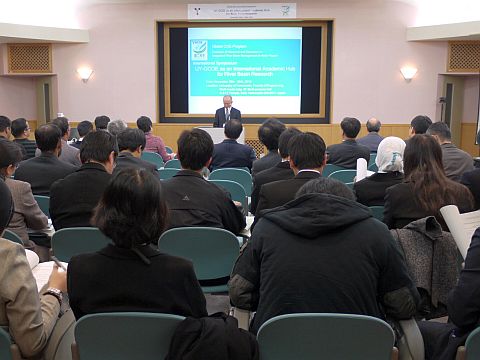 Prof. Sunada (Leader, Global COE Program at University of Yamanashi)